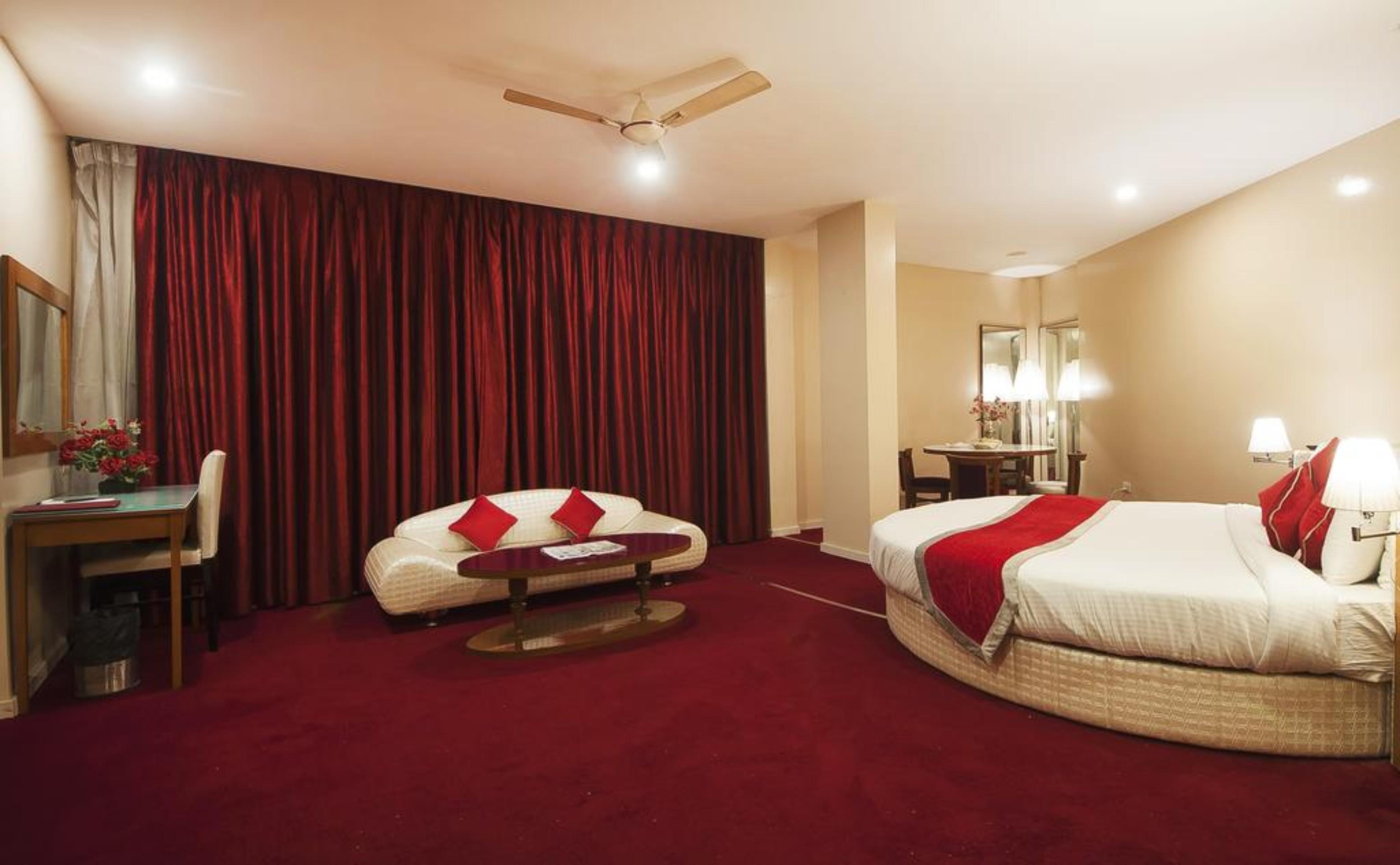 Airport Hotel Ramhan Palace Mahipalpur Nuova Delhi Esterno foto