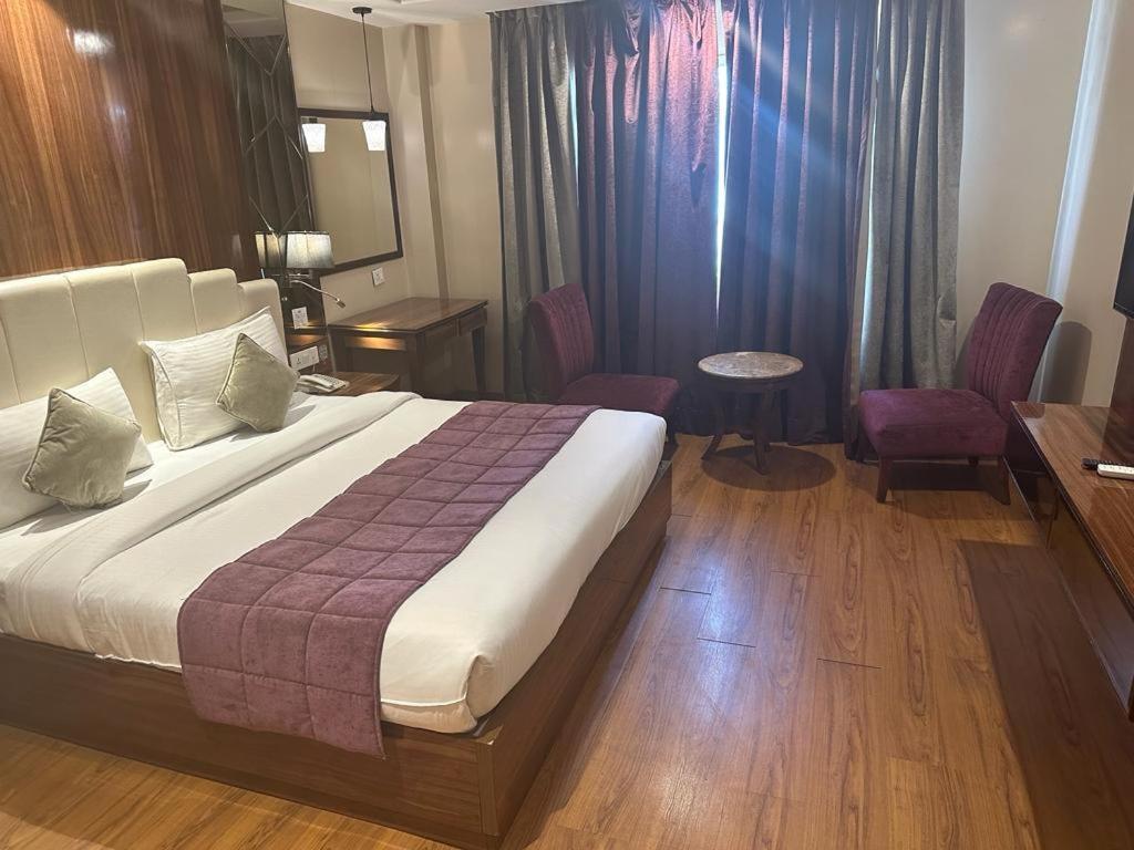 Airport Hotel Ramhan Palace Mahipalpur Nuova Delhi Esterno foto