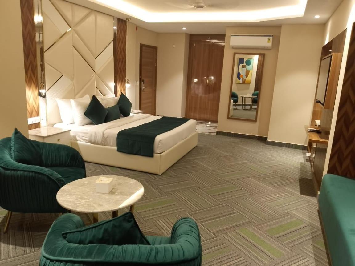 Airport Hotel Ramhan Palace Mahipalpur Nuova Delhi Esterno foto