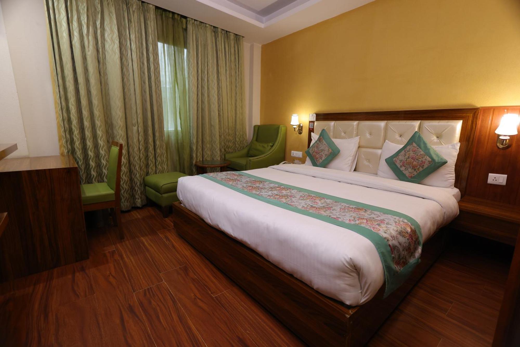Airport Hotel Ramhan Palace Mahipalpur Nuova Delhi Esterno foto