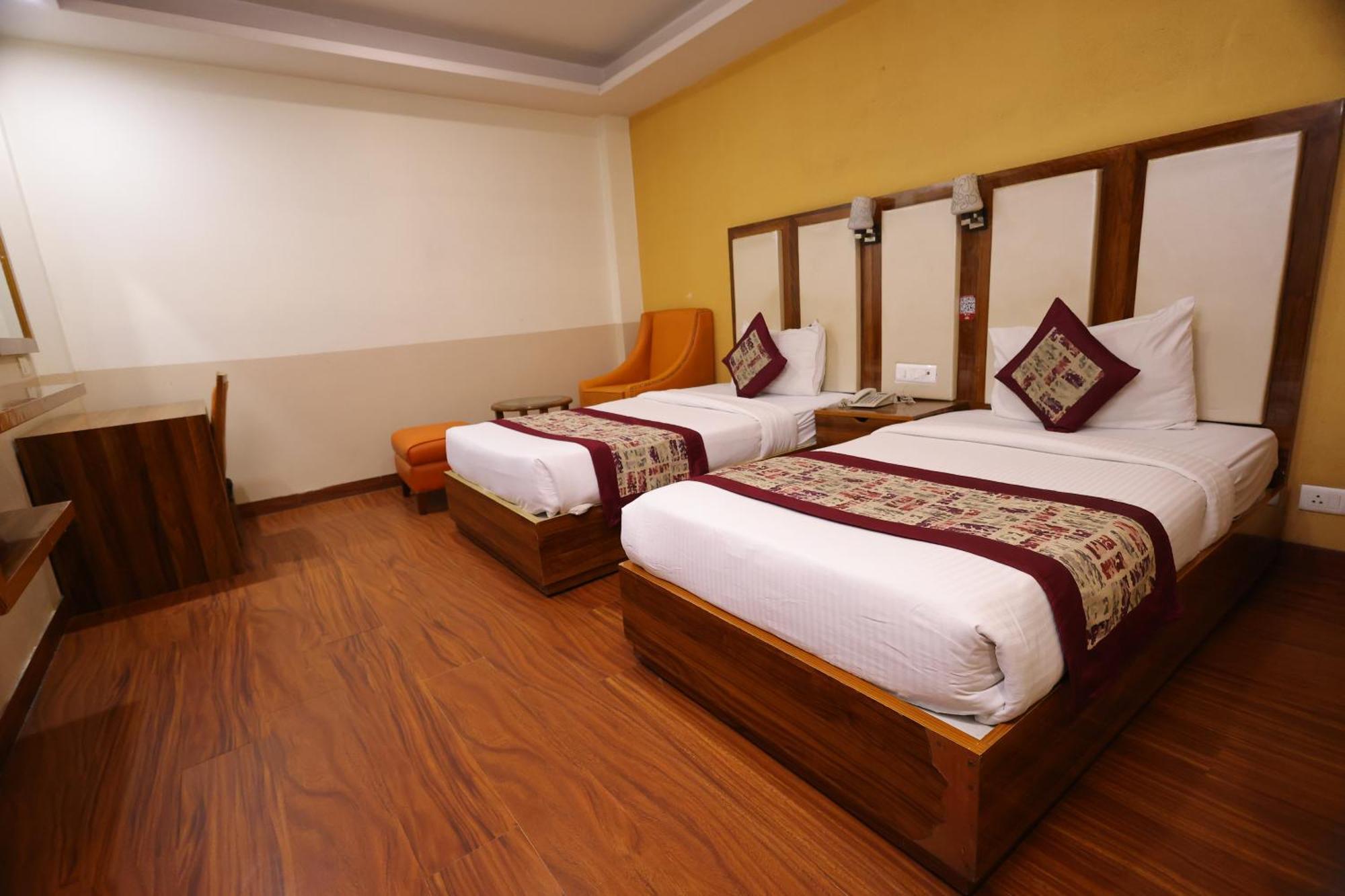 Airport Hotel Ramhan Palace Mahipalpur Nuova Delhi Esterno foto