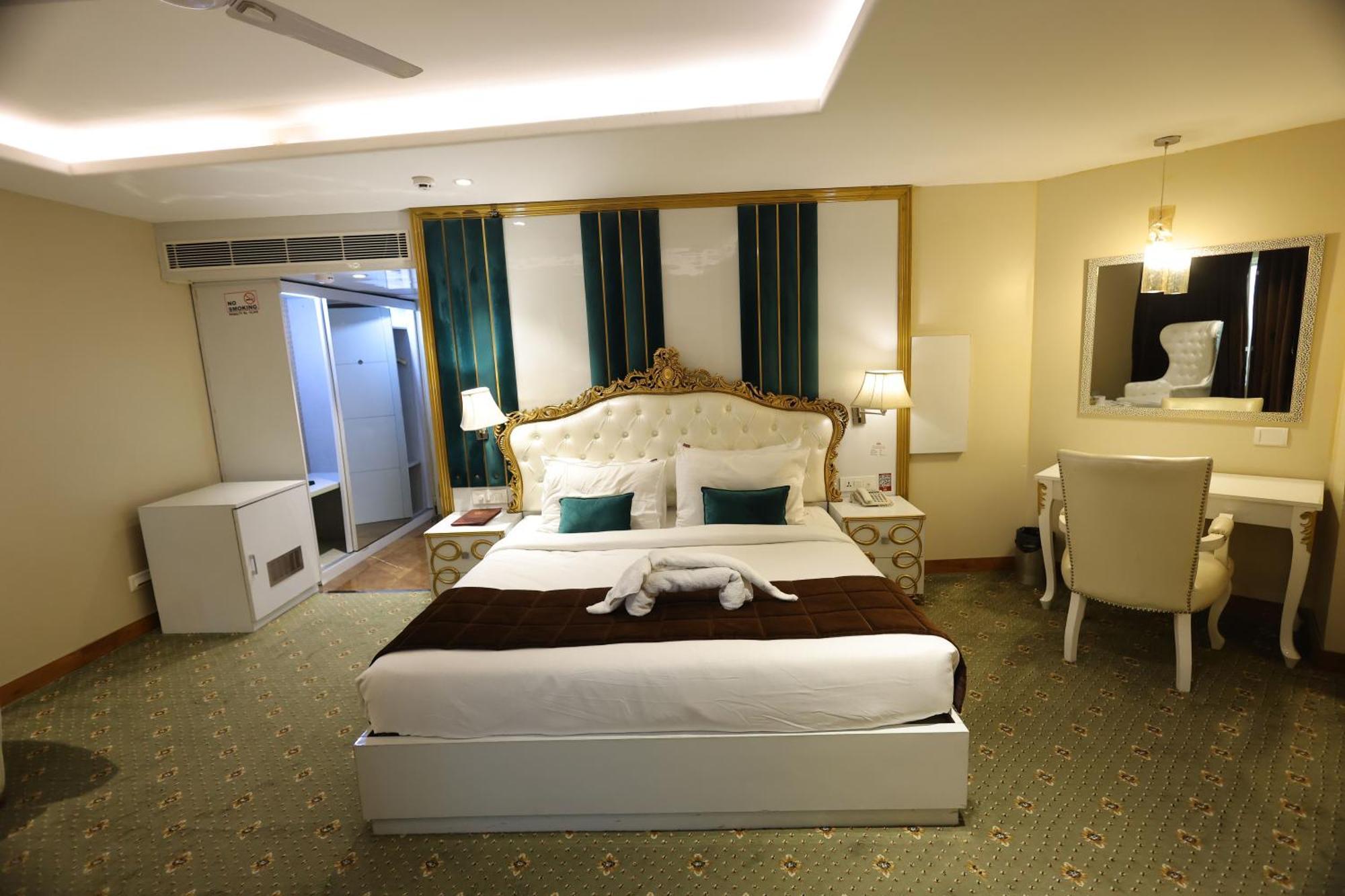 Airport Hotel Ramhan Palace Mahipalpur Nuova Delhi Esterno foto