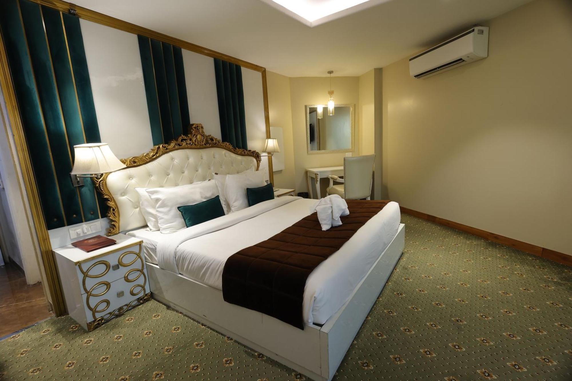 Airport Hotel Ramhan Palace Mahipalpur Nuova Delhi Esterno foto
